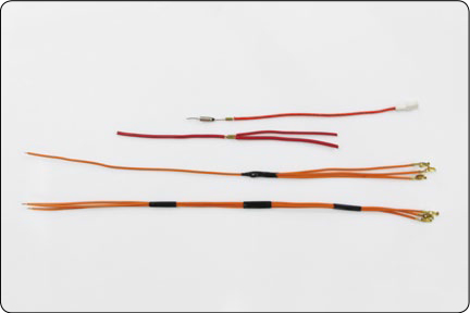 點纏繞膠布機.jpg 點纏繞膠布機.jpg